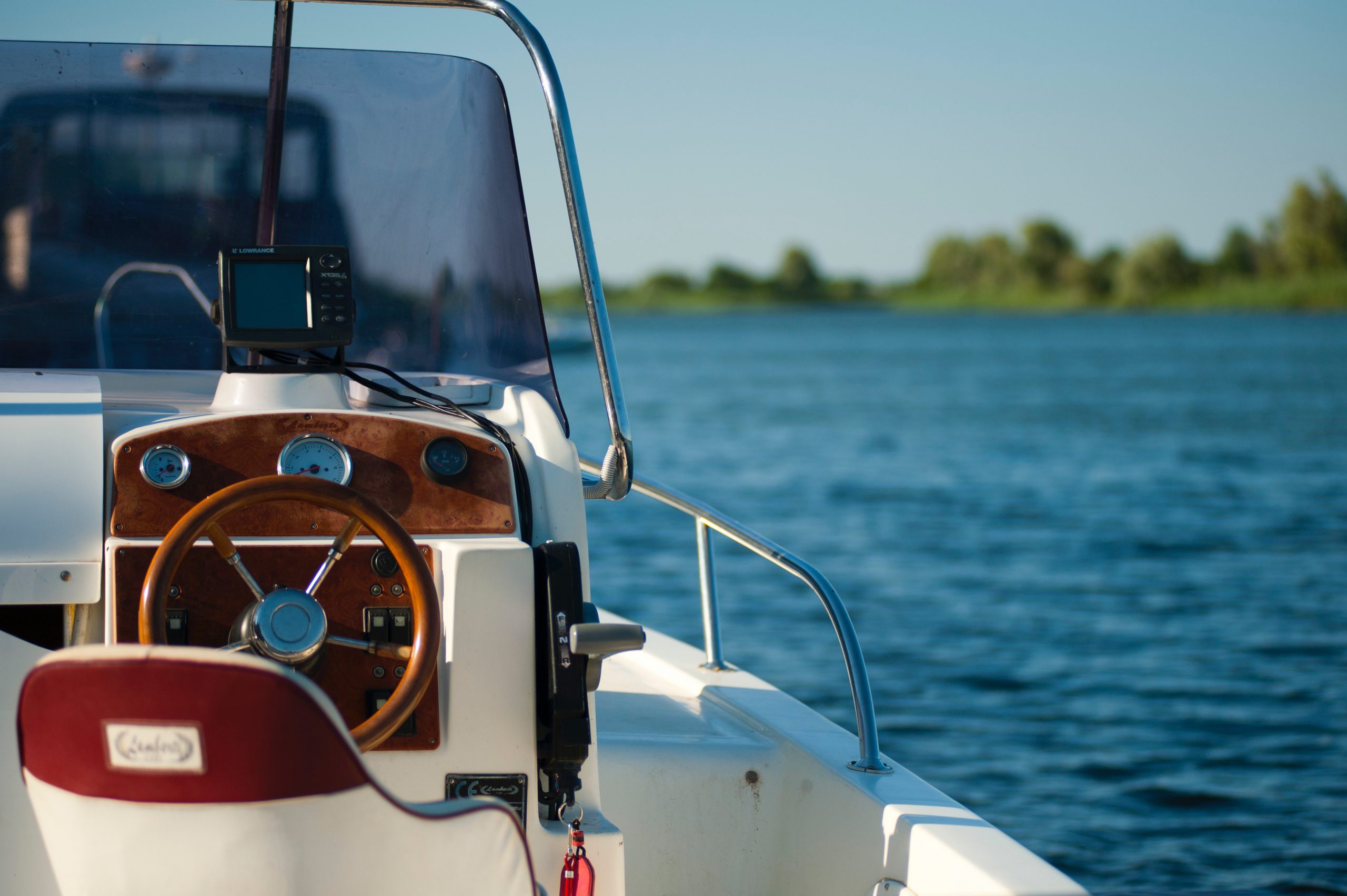 Here Are Reasons to Opt for Boat Charter on Your Vacation